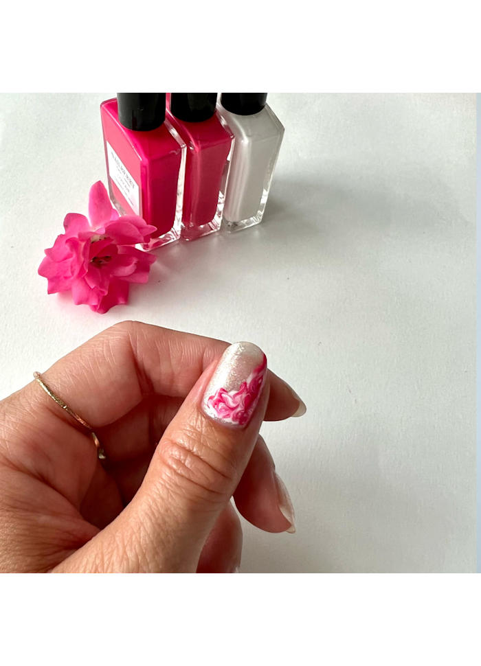 NAILBERRY Bubble gum, Neglelak