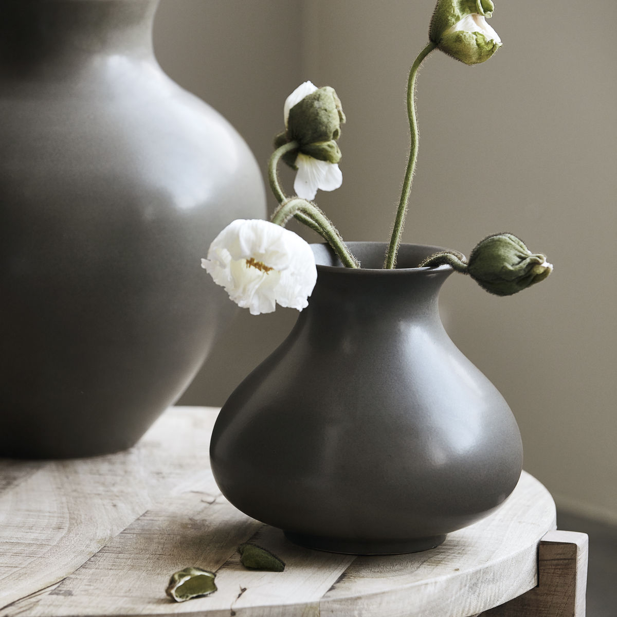 Santa Fe vase, H 23 cm, skallet mudder Santa Fe vase, H 23 cm, skallet mudder