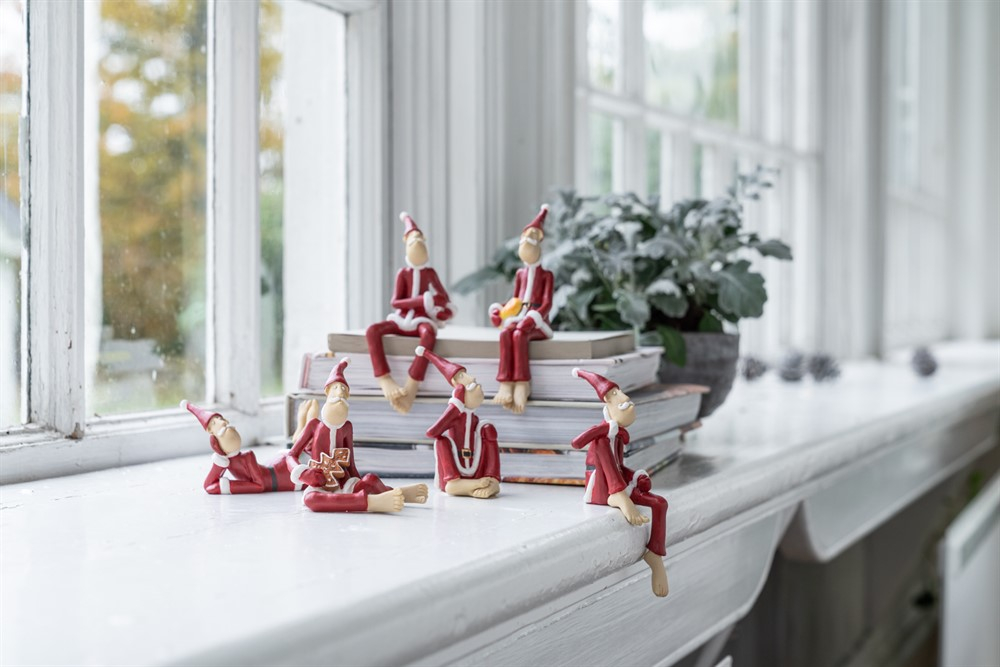 Santa Ove med gave H 12cm Santa Ove med gave H 12cm