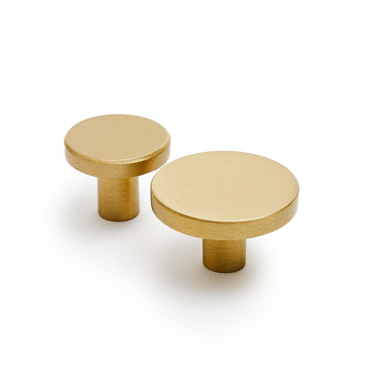 MOUD Home DOT messing knage - Ø2,5 cm MOUD Home DOT messing knage - Ø2,5 cm