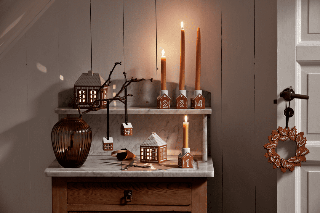 Kähler Gingerbread Juleophæng H5 brun 2 stk. Kähler Gingerbread Juleophæng H5 brun 2 stk.