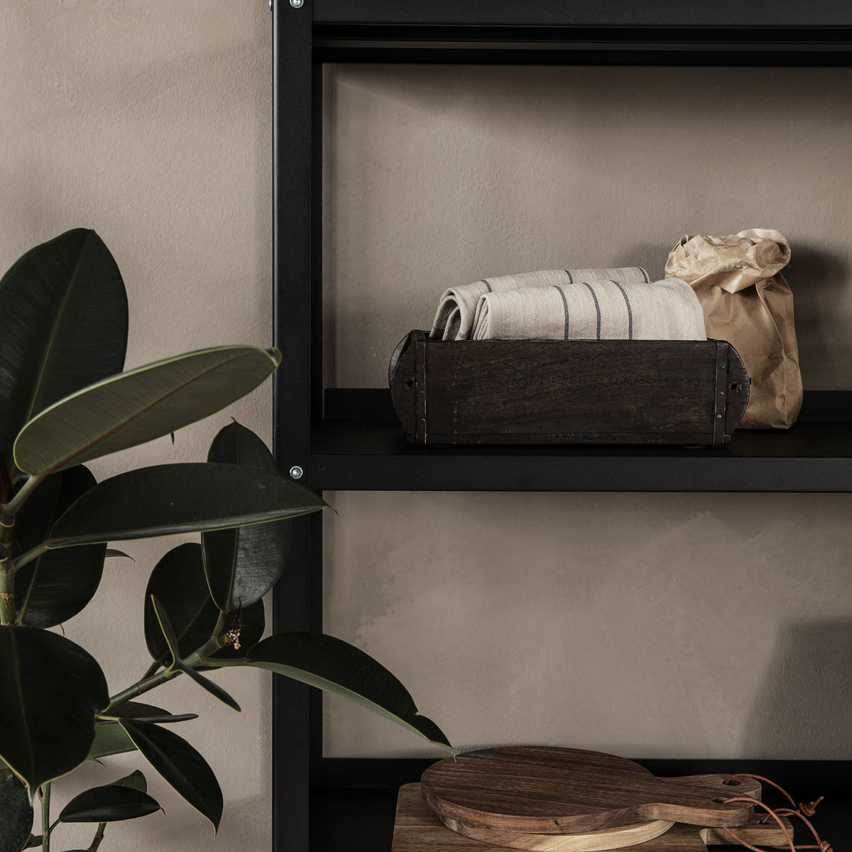 Reol Use, 200 cm, sort Reol Use, 200 cm, sort