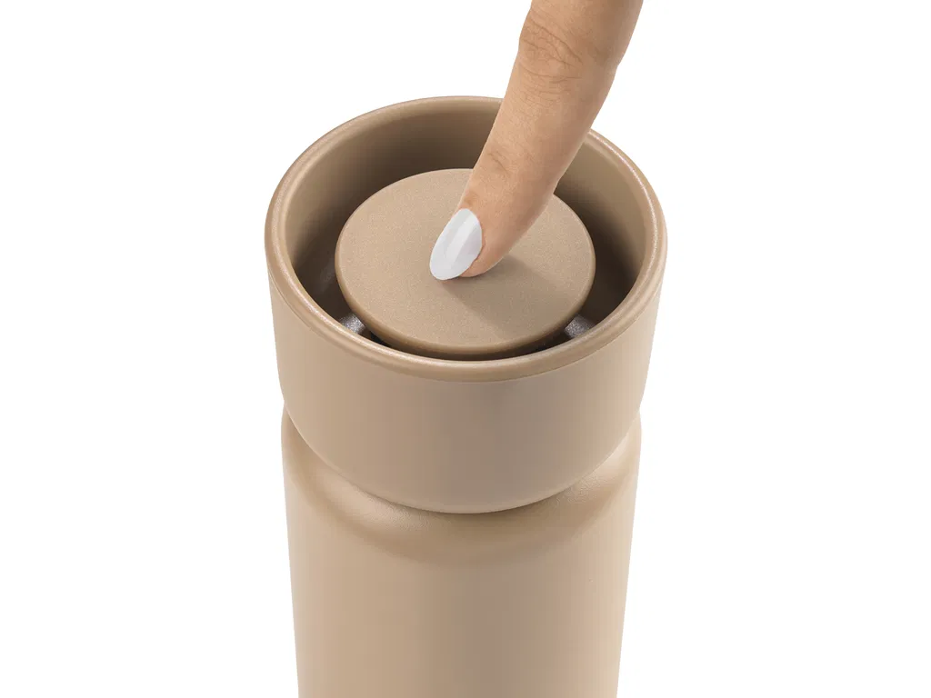 Zone Singles Termokop med to låg 650 ml Camel