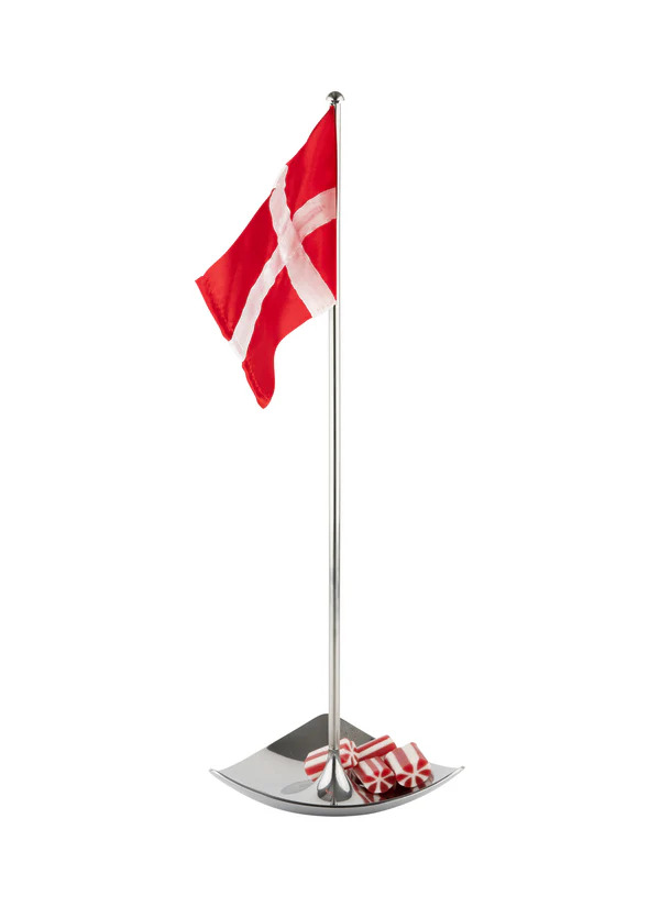 Curves, bordflag H36,5 cm