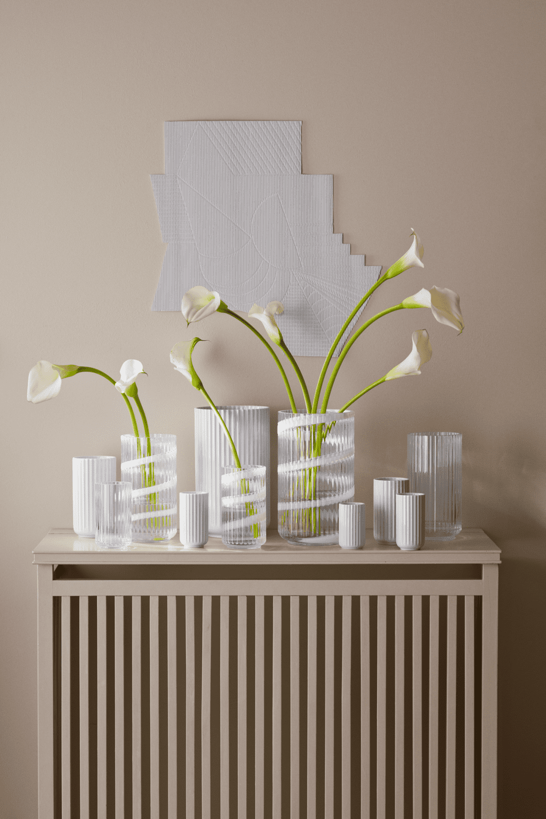 Lyngby Vase H15.5 cm swirl hvid mundblæst glas