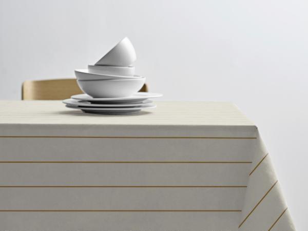 Södahl Line Dug 140 x 270 cm Offwhite/Gold*