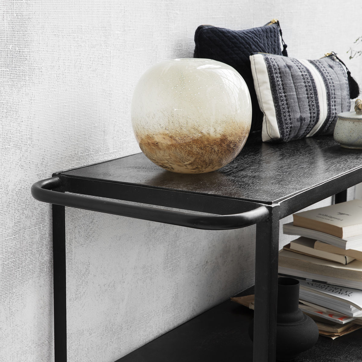 Reol m. 4 hjul, Sort Reol m. 4 hjul, Sort