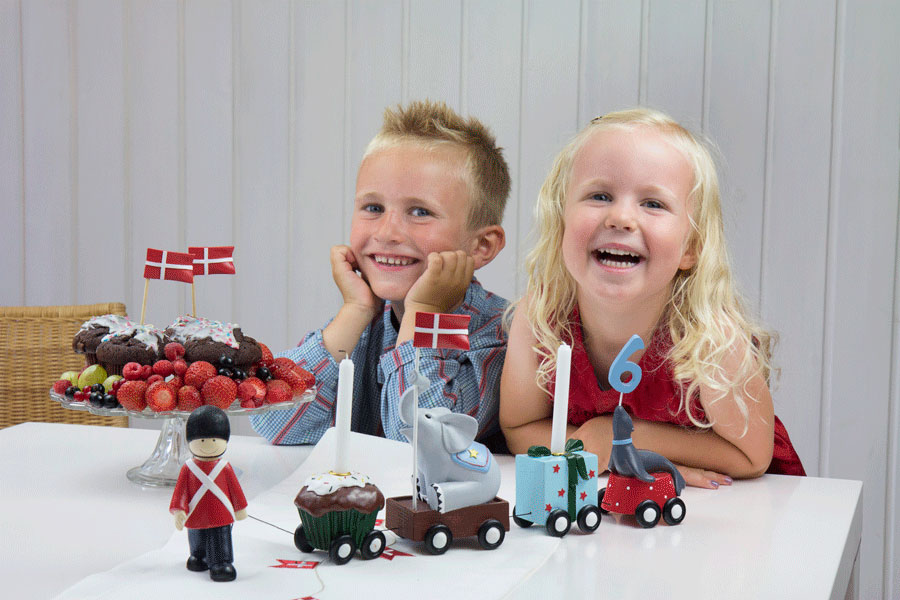 Fødselsdagstog, garder med 11 tal Fødselsdagstog, garder med 11 tal