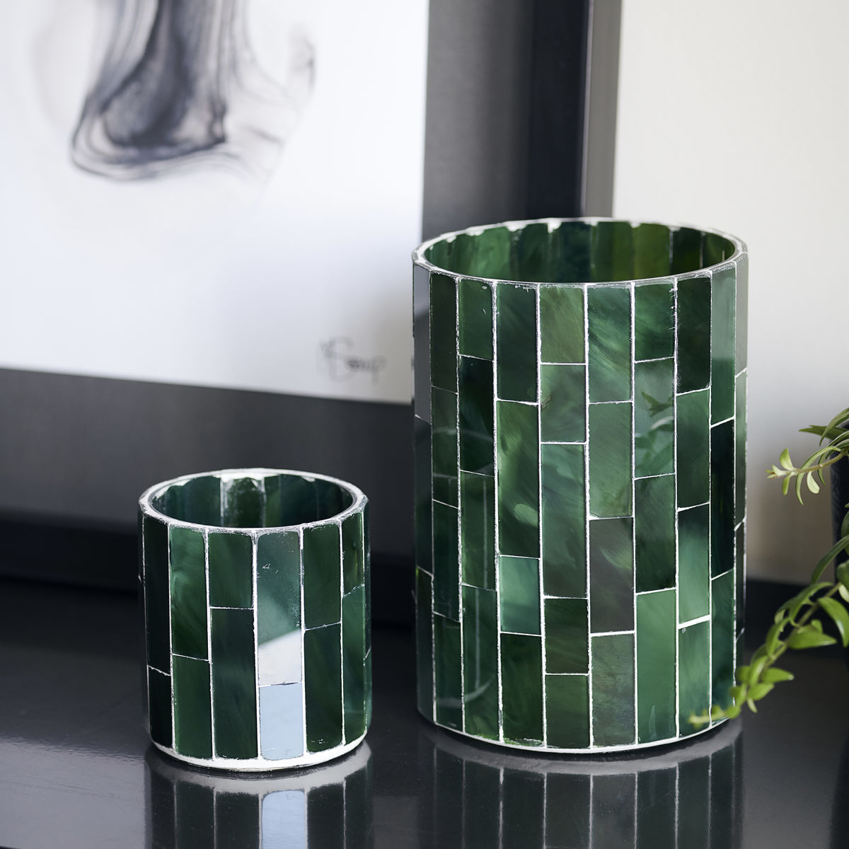 Amroha Fyrfadsstage, H 8 cm, mørkegrøn* Amroha Fyrfadsstage, H 8 cm, mørkegrøn*