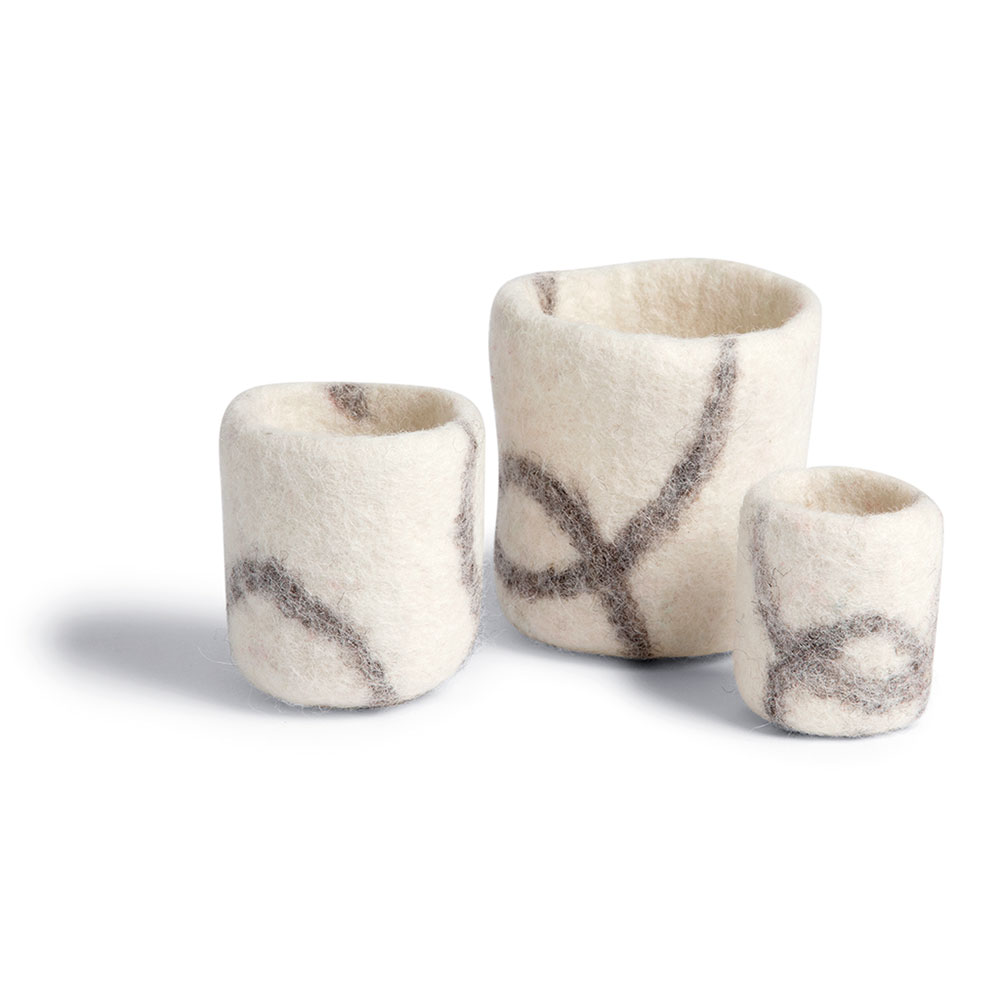 Bowls Slim Stone, Set of 3 pcs. Bowls Slim Stone, Set of 3 pcs.