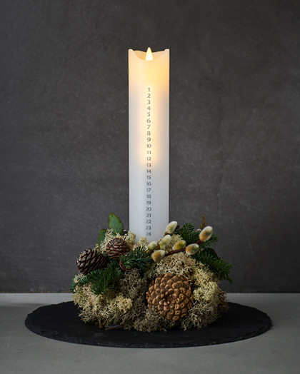 Sirius Sara Kalender lys, Hvid/Sølv, inkl. fjernbetjening Sirius Sara Kalender lys, Hvid/Sølv, inkl. fjernbetjening