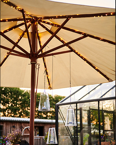 Knirke Solar Parasol, 8 x 2 m, sølv Knirke Solar Parasol, 8 x 2 m, sølv