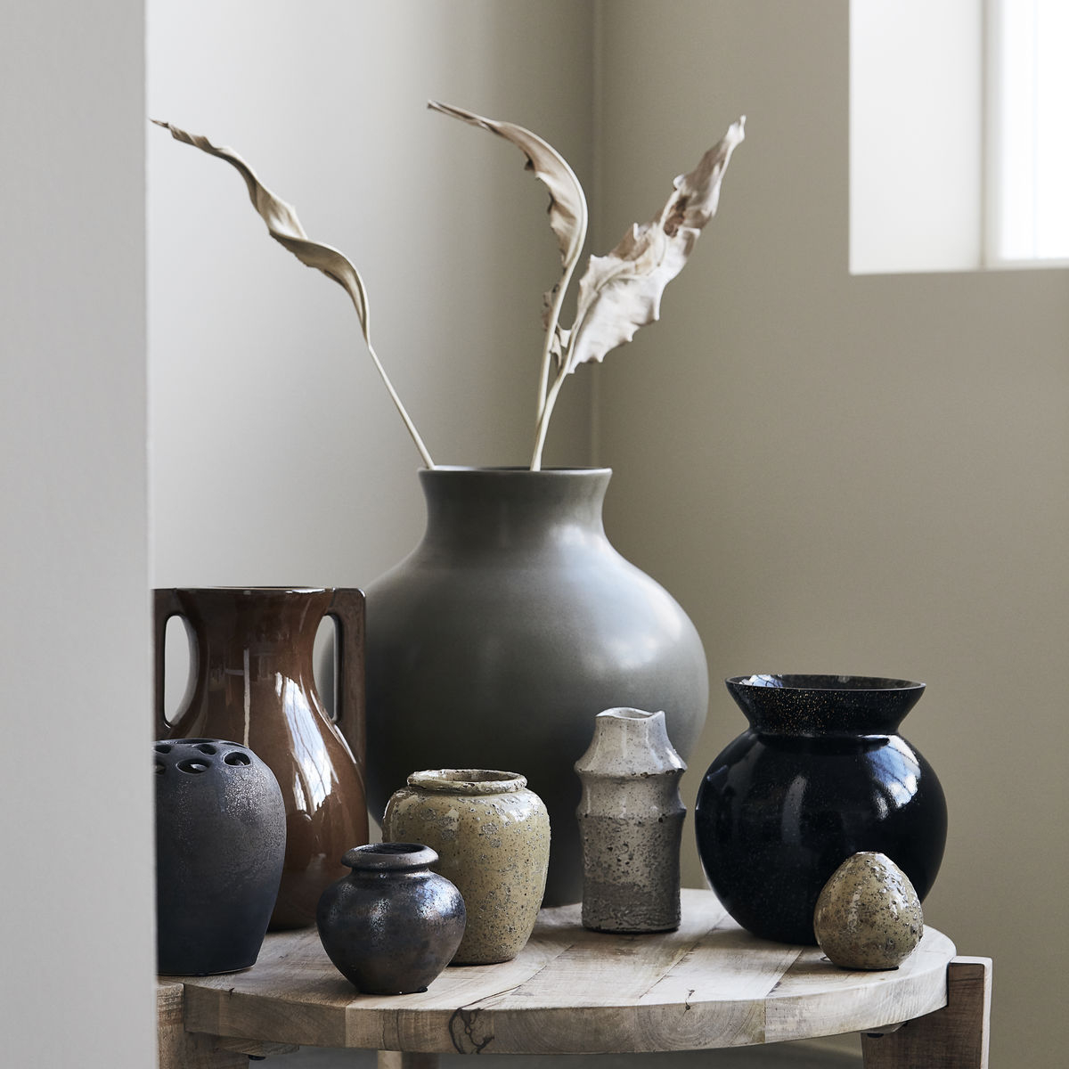Nature vase, H 20 cm, sand