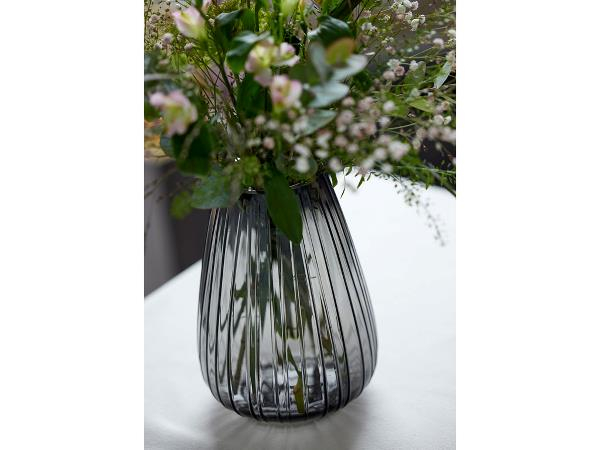 BITZ Kusintha Vase 22 cm Smoke BITZ Kusintha Vase 22 cm Smoke