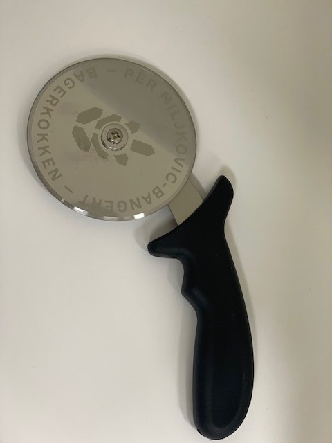 Stor pizzaskærer Ø10,5 cm
