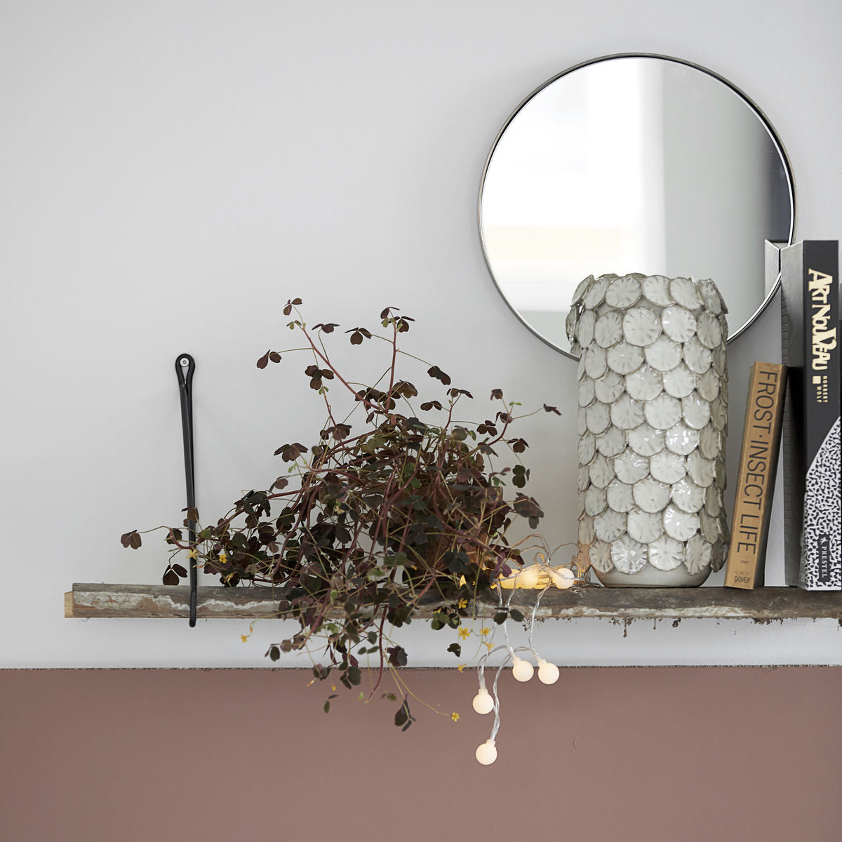 Vase, Dot, Hvid A Vase, Dot, Hvid A