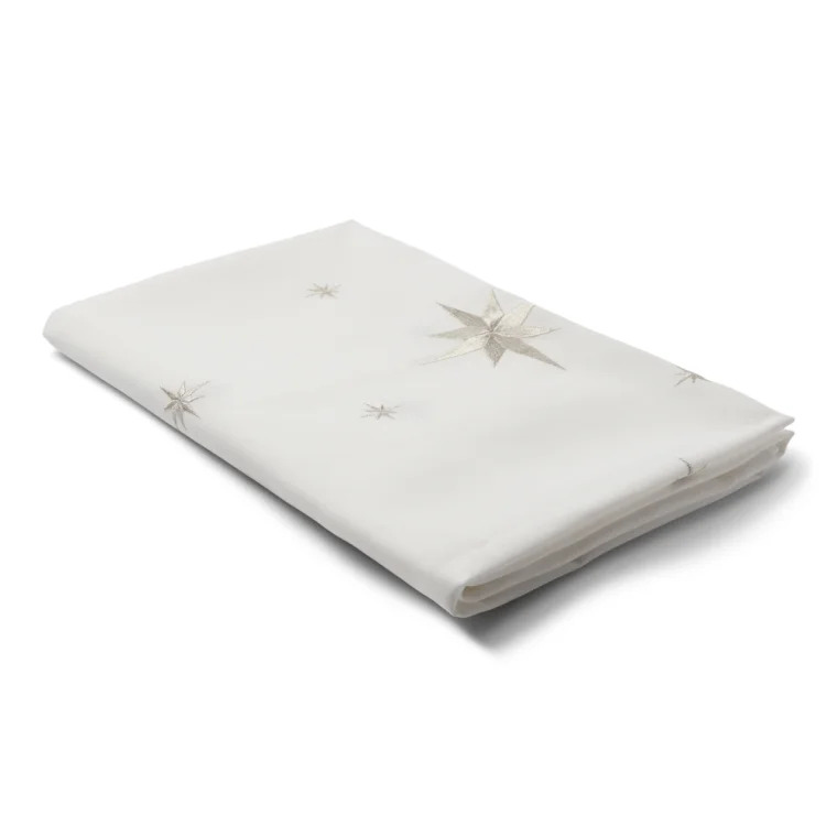 Langkilde & Søn Sølvstjernedug - 140 x 340 cm Langkilde & Søn Sølvstjernedug - 140 x 340 cm