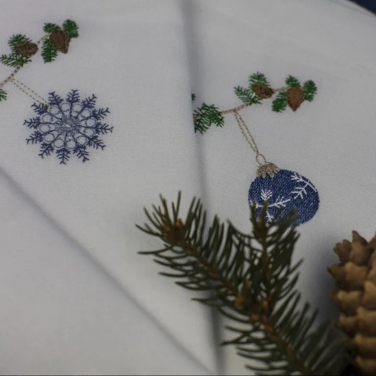 Langkilde & Søn Juleserviet i stof med blå krystal