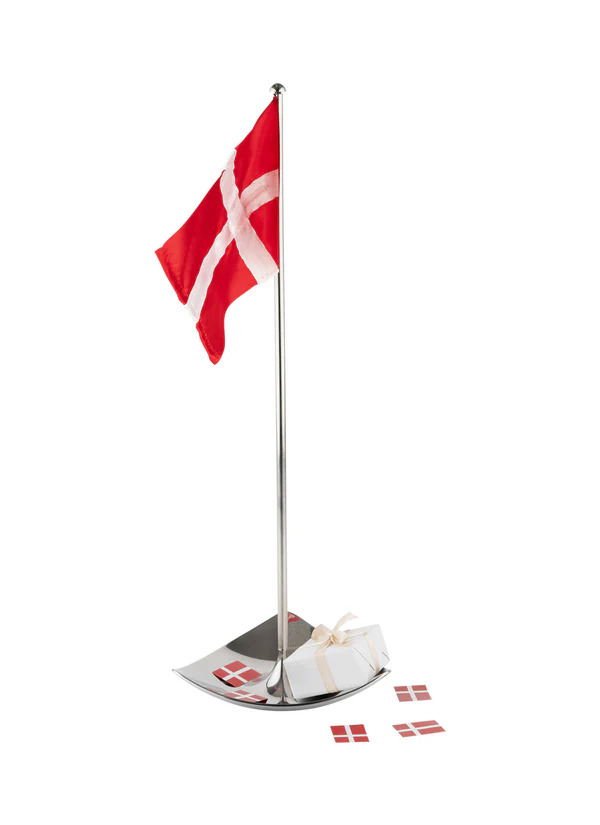 Curves, bordflag H36,5 cm