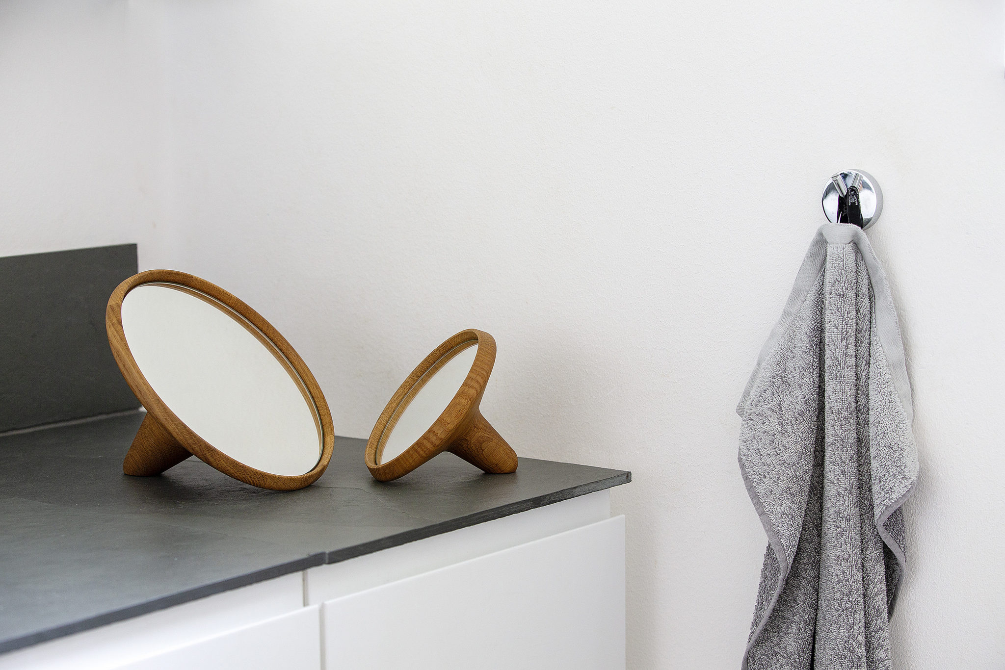 Satellite Hand Mirror - Lille*