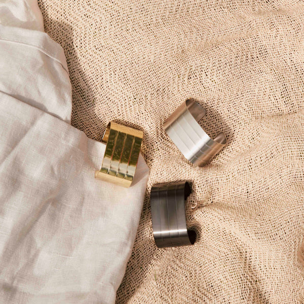 RAW - servietring mat stål  4 stk RAW - servietring mat stål  4 stk