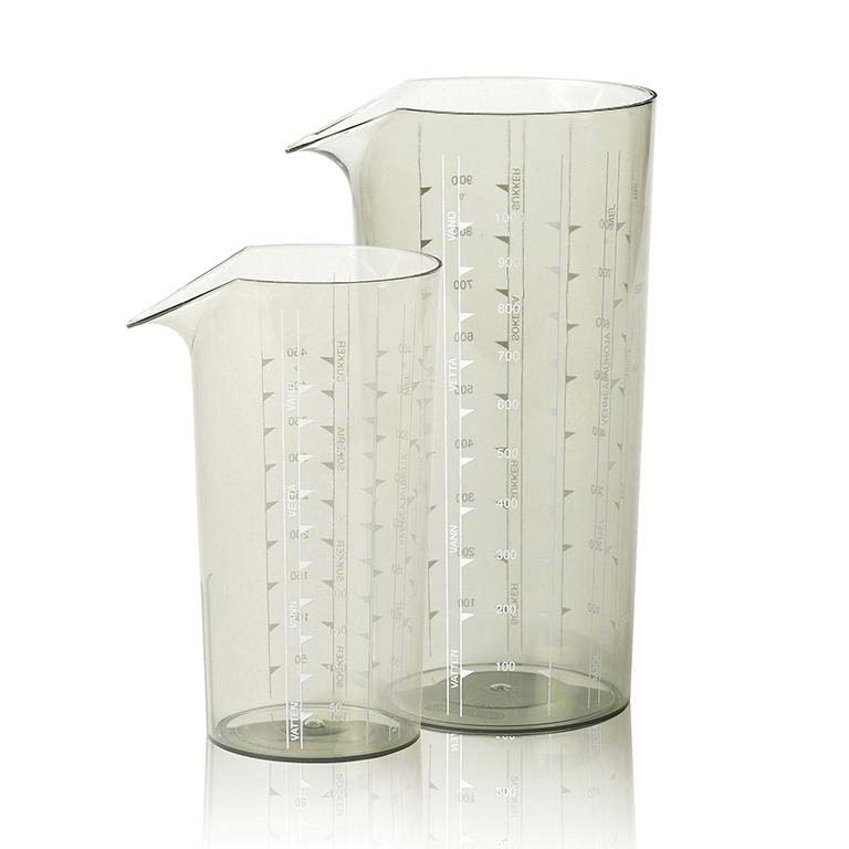 Rosti Målekande 500 ml Røgfarvet Rosti Målekande 500 ml Røgfarvet