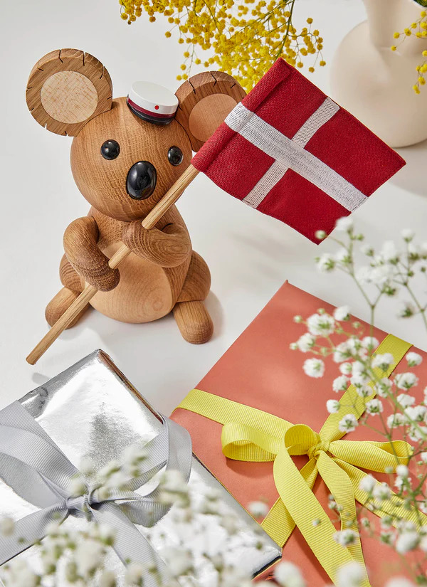 Spring Copenhagen Aussie Koala med flag