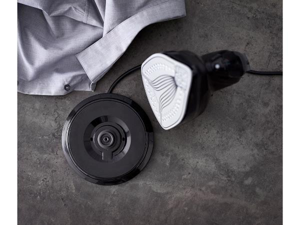 Nordic Sense Ledningsfrit dampstrygejern 2200 watt Sort Nordic Sense Ledningsfrit dampstrygejern 2200 watt Sort