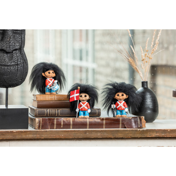 Lykketrold, Garder med gevær* Lykketrold, Garder med gevær*