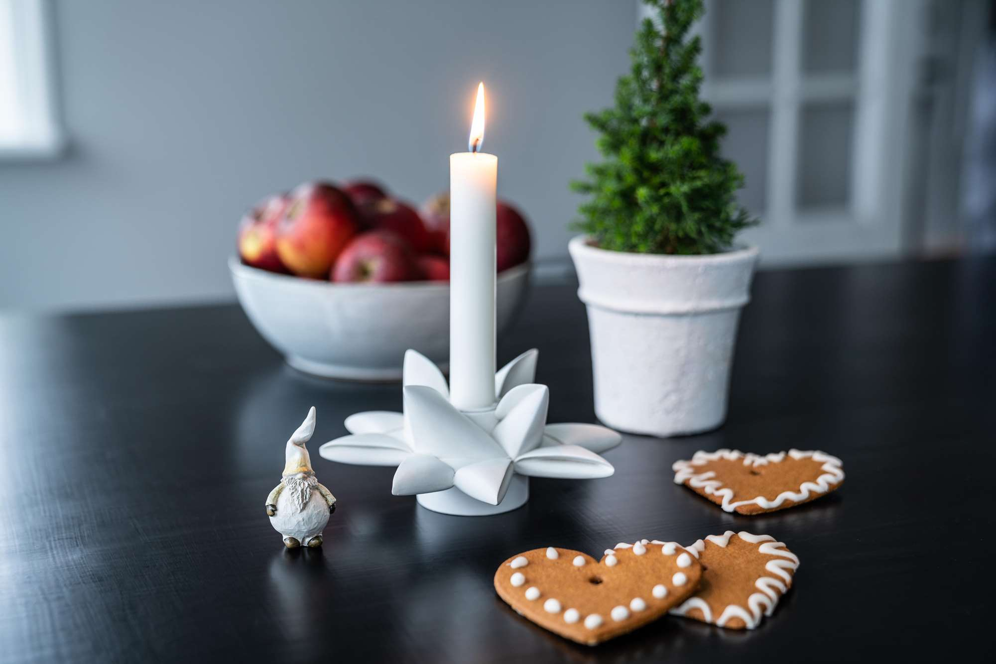 Lysestage med Santa Dante, Ø14.5cm Lysestage med Santa Dante, Ø14.5cm