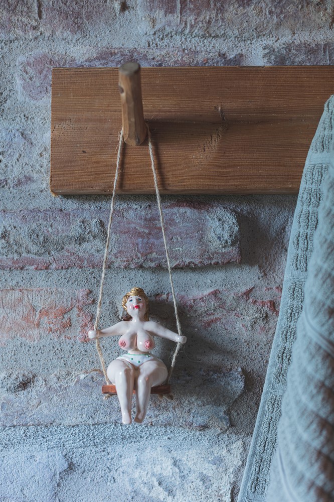 Hanging Berit på gynge, green H.13,5cm