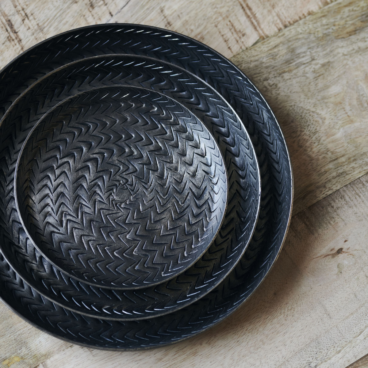 Rattan Bakke, Ø 16 cm, børstet sort finish* Rattan Bakke, Ø 16 cm, børstet sort finish*
