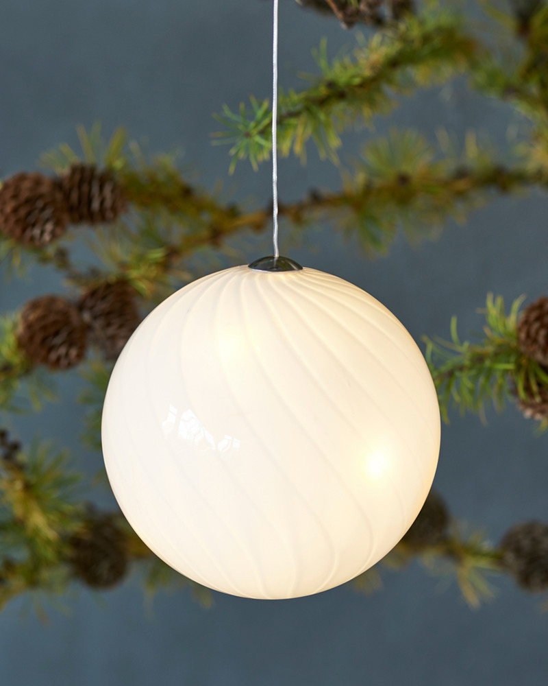 Heaven Kugle 15 cm, Hvid * Heaven Kugle 15 cm, Hvid *