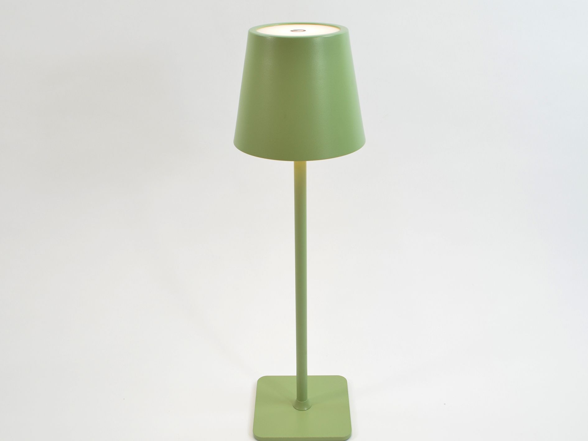 LED Batteri Lampe, IP54, USB-Ladekabel, 10x10x38cm, Grøn 