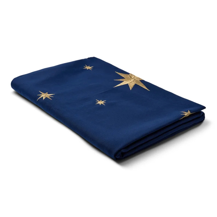 Blå dug med guldstjerner, 135x340cm Blå dug med guldstjerner, 135x340cm