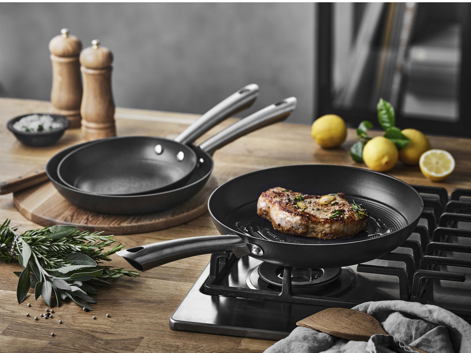 Pillivuyt Gourmet Garonne Stegepande 28 cm, Sort