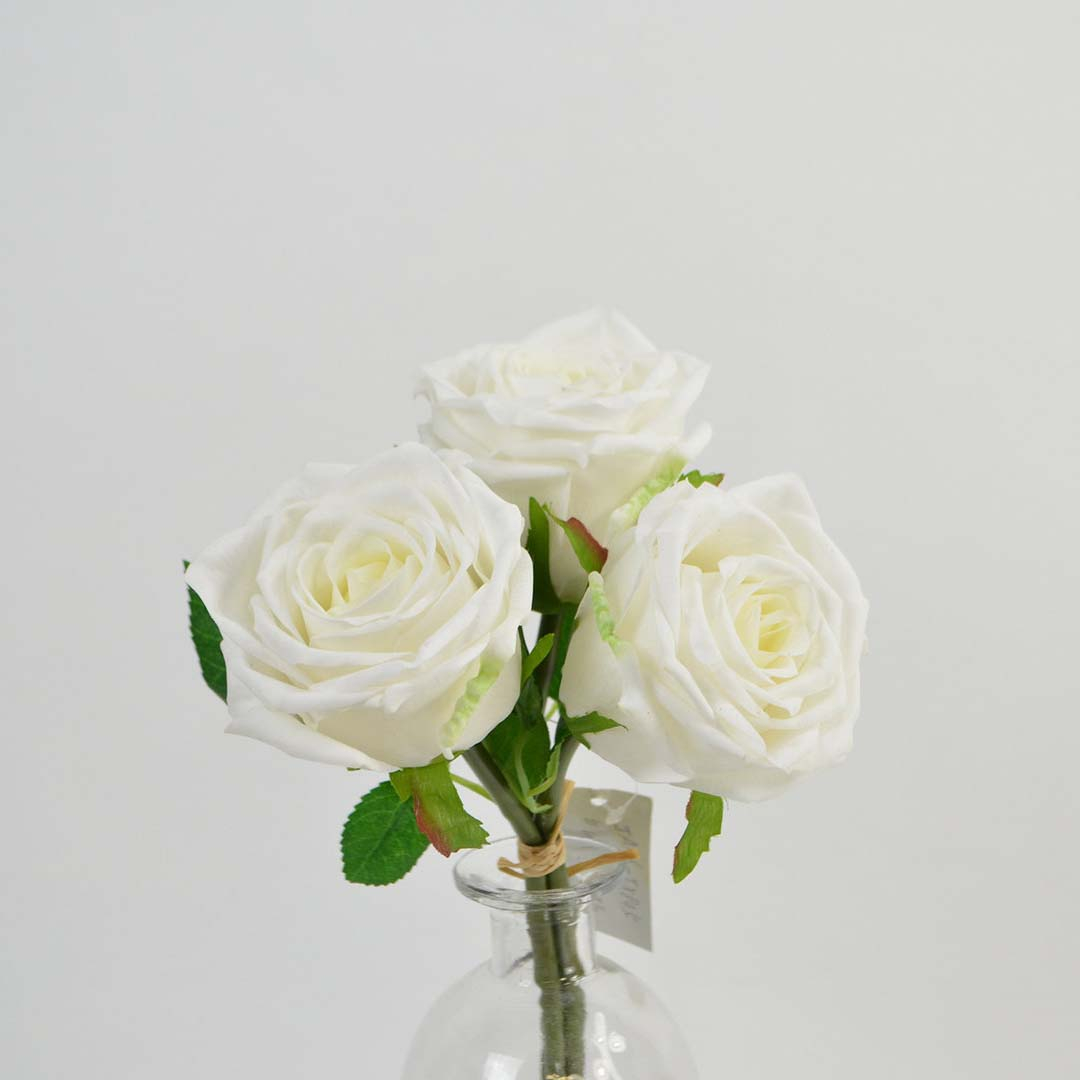 Rose bundle, natural touch, 3 stk., 29 cm, white Rose bundle, natural touch, 3 stk., 29 cm, white