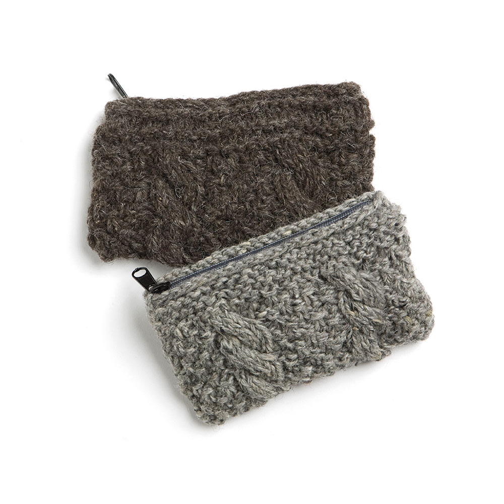 Knit Purse Pattern Dark, 2 Colours Knit Purse Pattern Dark, 2 Colours