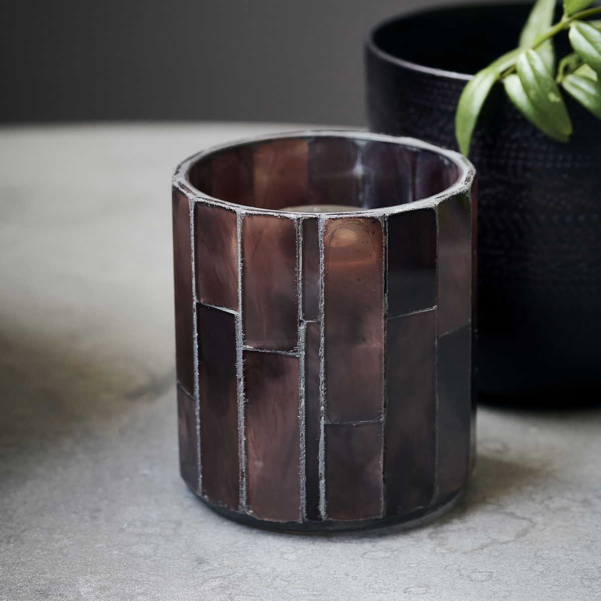 Amroha Fyrfadsstage, H 8 cm, brun* Amroha Fyrfadsstage, H 8 cm, brun*