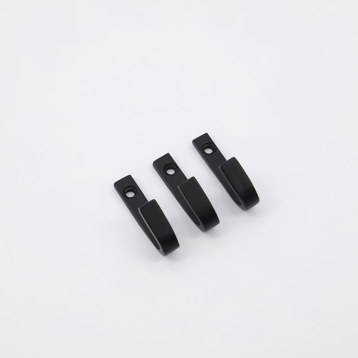 Knage, Bath, 5 cm, Sort 3 stk* Knage, Bath, 5 cm, Sort 3 stk*